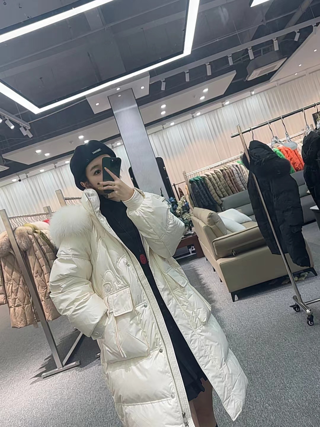 90白鹅绒大狐狸毛领羽绒服女冬季立领宽松保暖外套16310