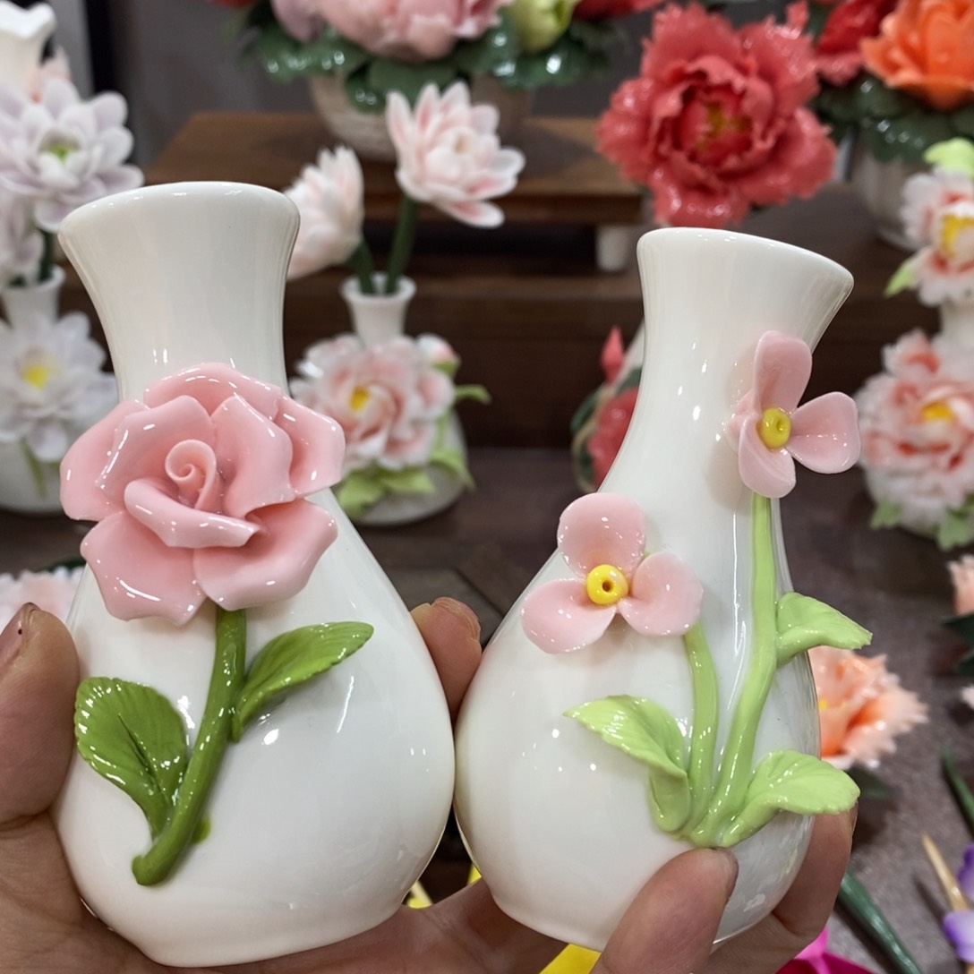摆件陶瓷手工花摆件