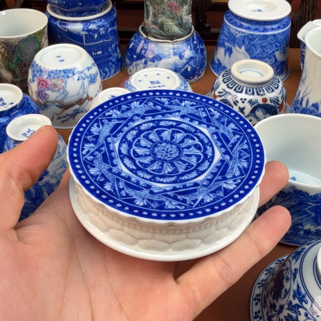 阿***卡景德镇瓷器精品放漏