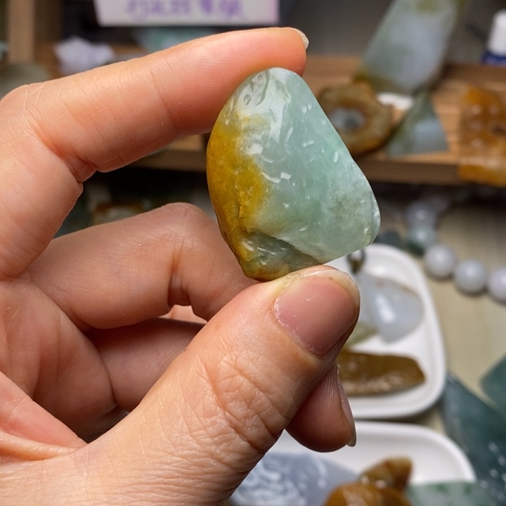 翡翠未镶嵌颈饰天然