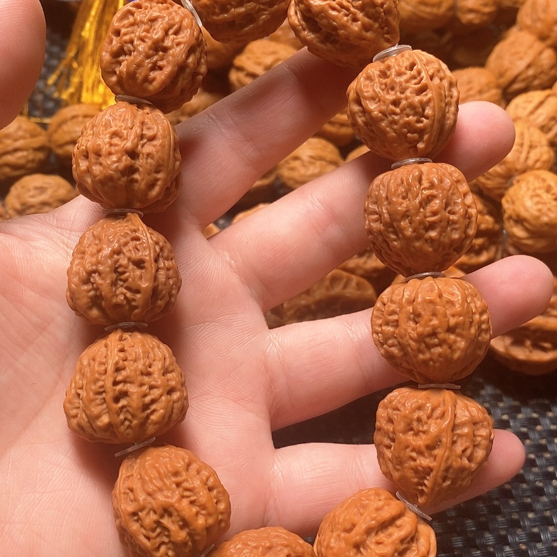 文玩核桃手串红皮粗筋