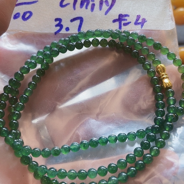 定制翡翠未镶嵌L****y小米珠