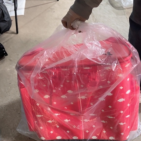 红色鱼护桶一个48厘米