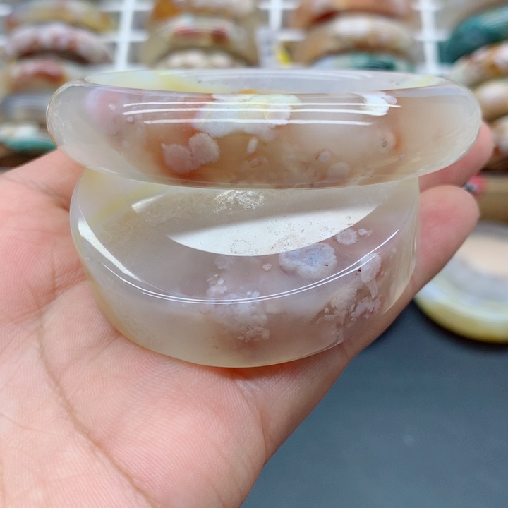 玛瑙/玉髓手镯未镶嵌59.3