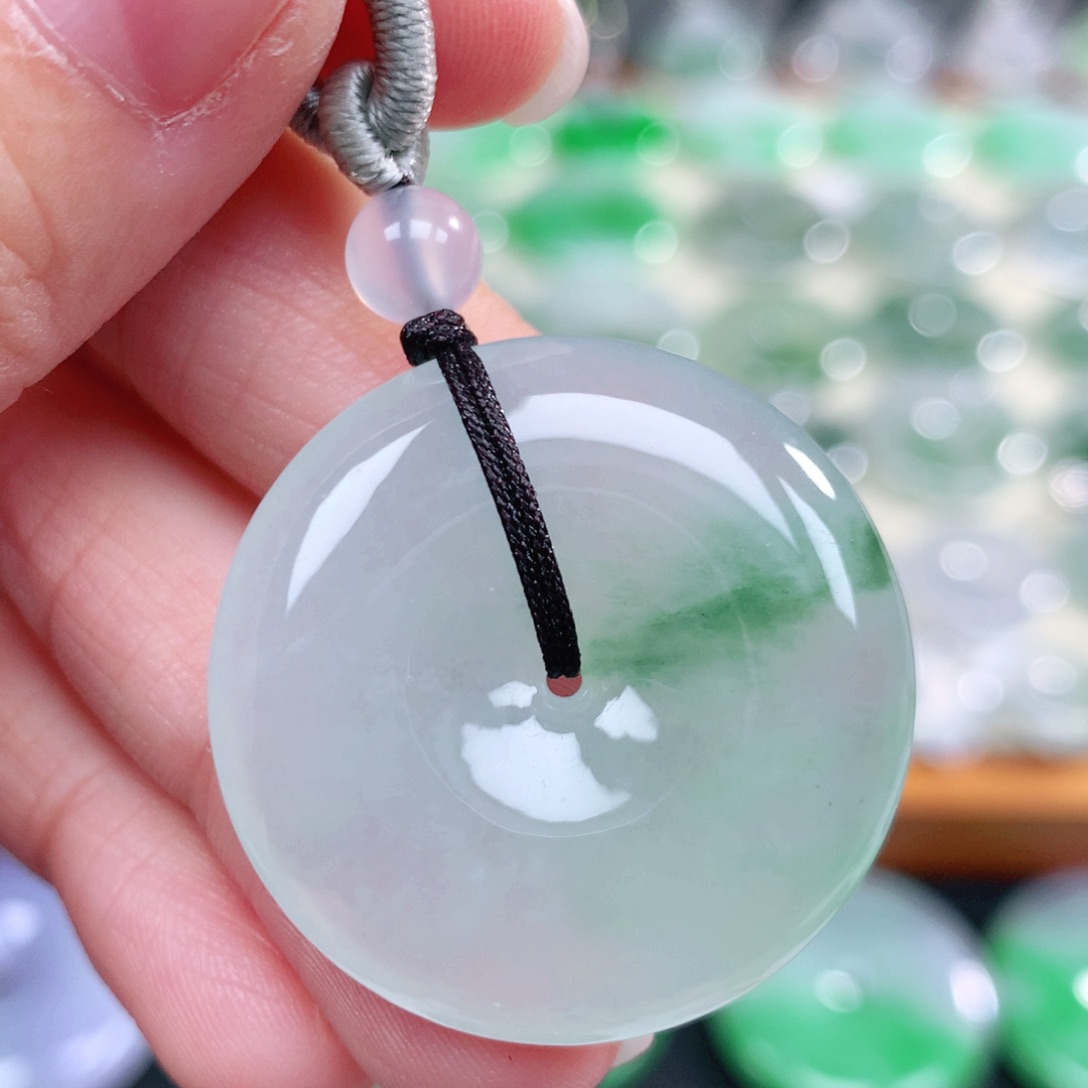 翡翠未镶嵌颈饰30.5-6.0