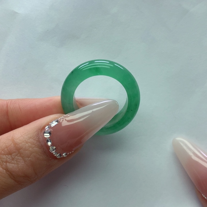 石英质玉戒指未镶嵌凌**影