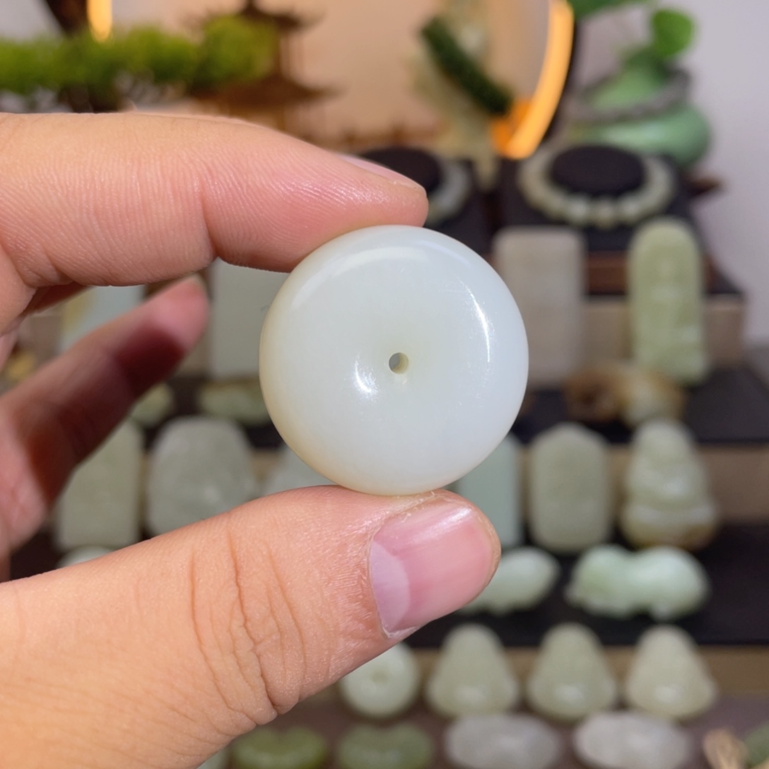 未镶嵌和田玉挂件