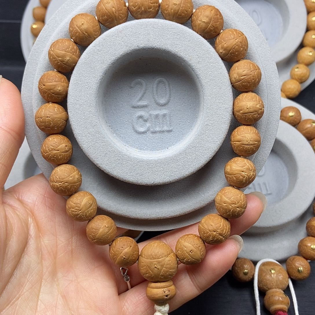 哏***¥凤眼菩提手串12➕素，25年籽