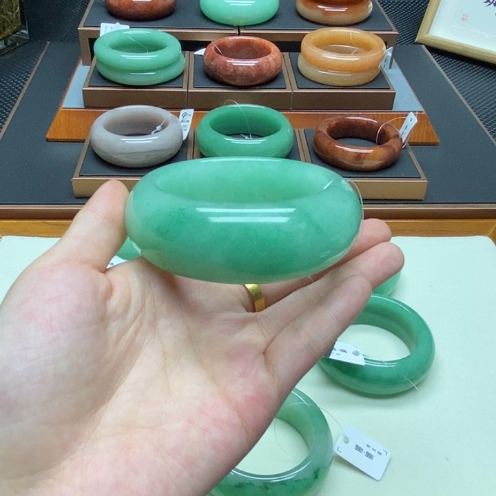 静***水石英质玉（非洲翠）合金舍