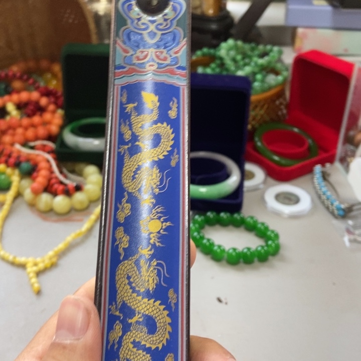 瓷片就哈哈哈哈哈哈哈哈哈哈哈