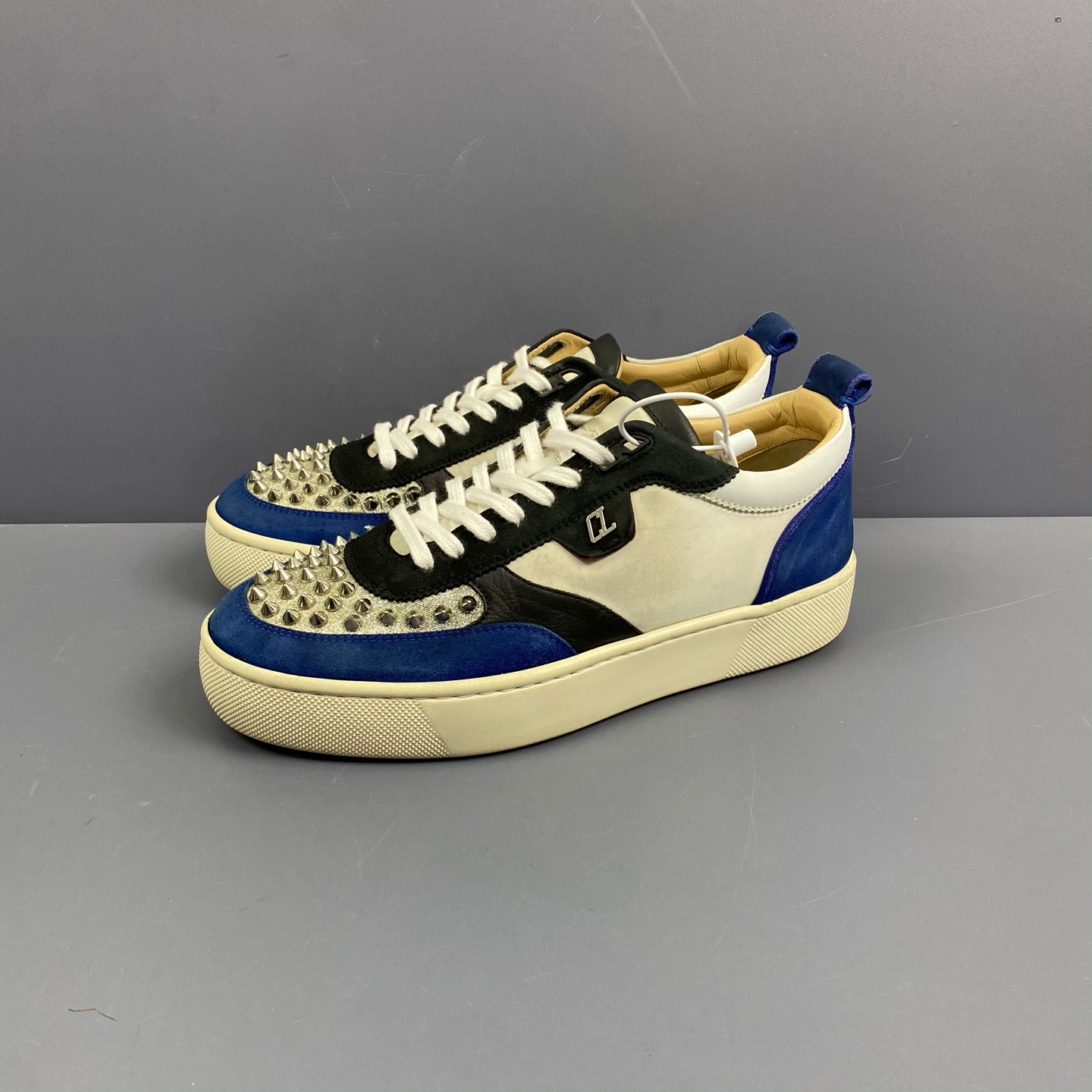 95新 Christian Louboutin/克里斯提·鲁布托 41休闲鞋鞋面污渍 27