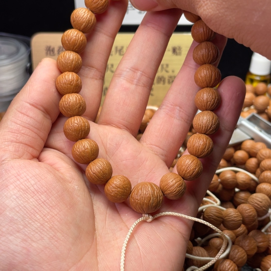 吊坠猴头核桃凤羽12