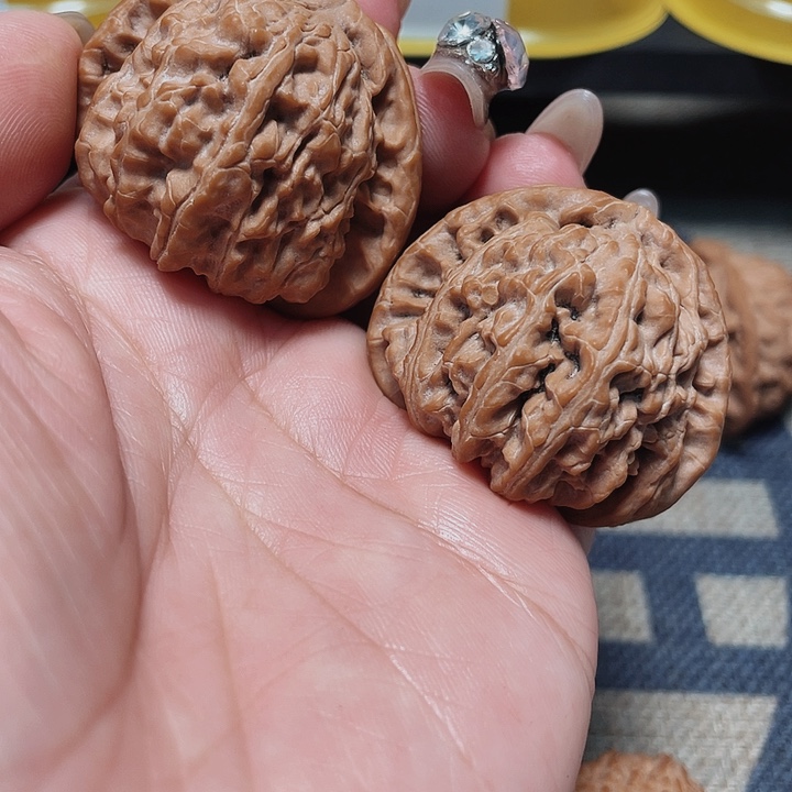 文玩核桃把件?****成白狮子41