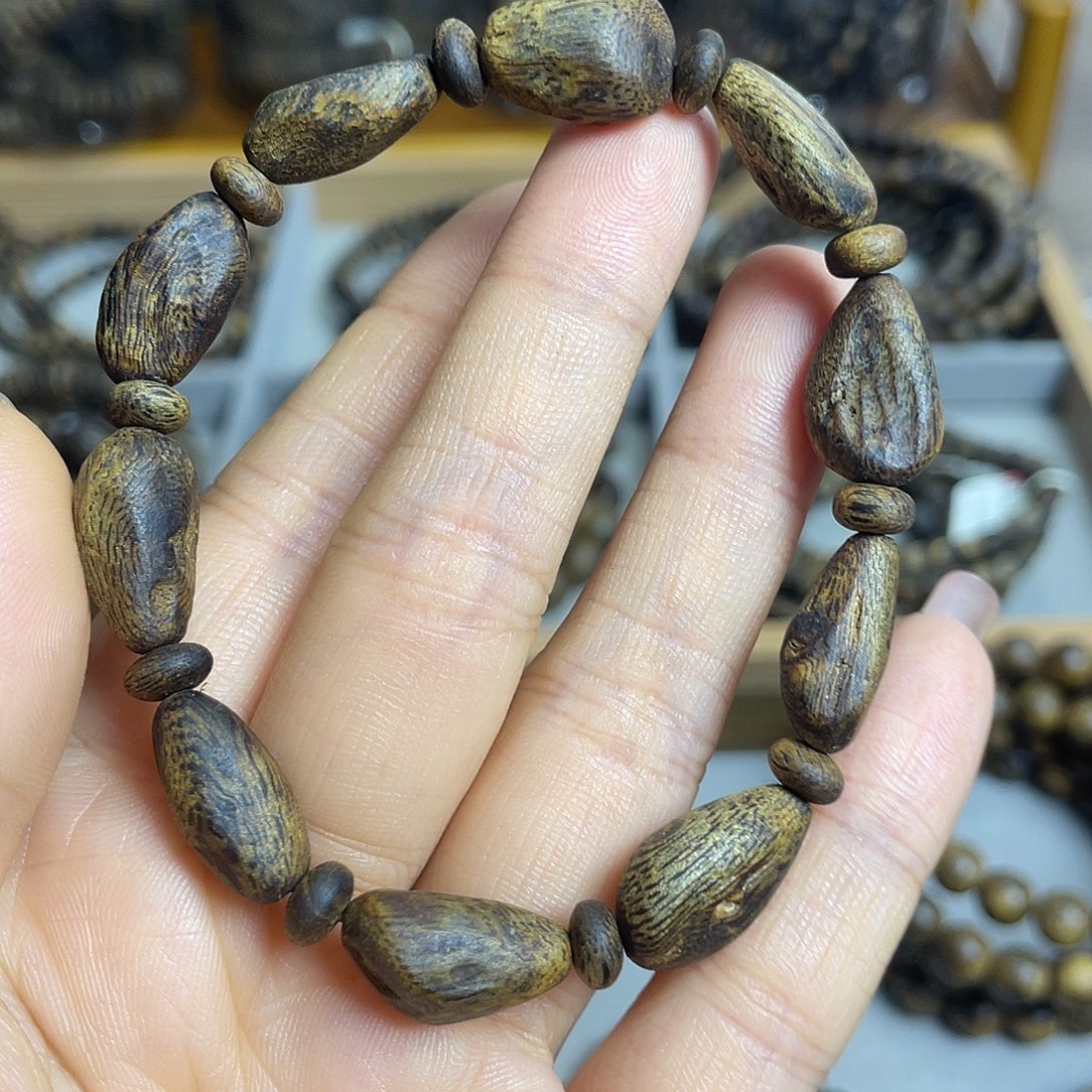 沉香沉香碎屑棋楠沉香老料树丁沉水级花香蜜香