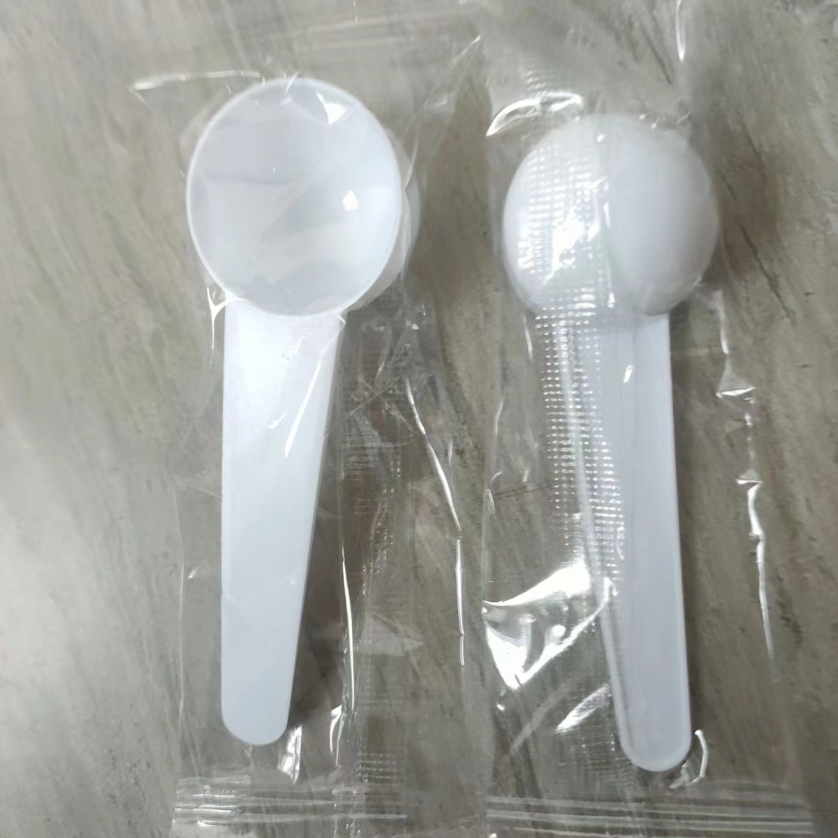 021-030婴儿勺子带收纳盒全硅胶软头勺辅食勺（扣号）