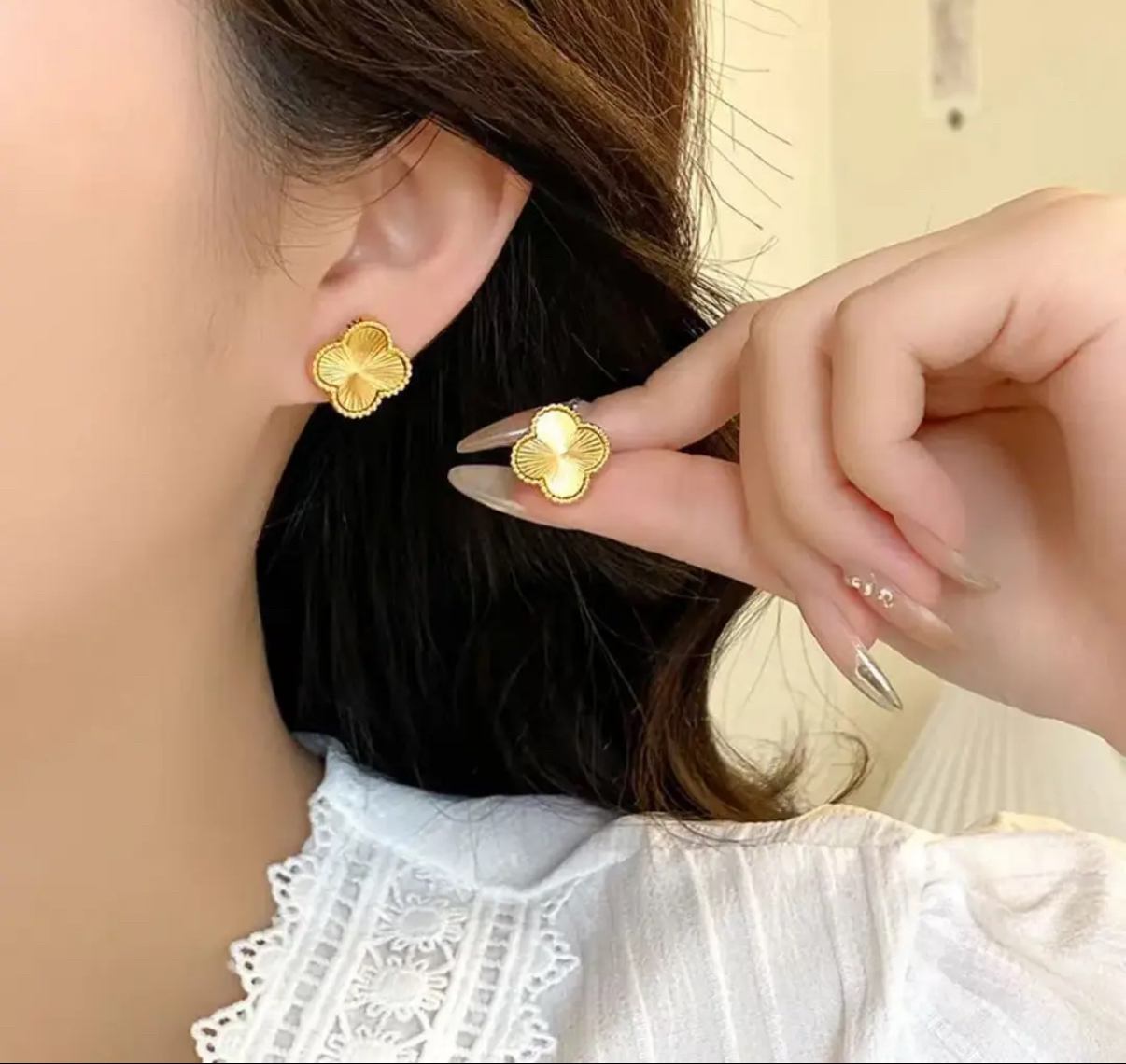 铜合金耳饰 铜合金耳饰 经典百搭款小四叶草耳钉简约大气精美精致