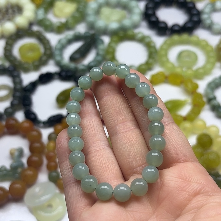 蛇纹石玉手串未镶嵌
