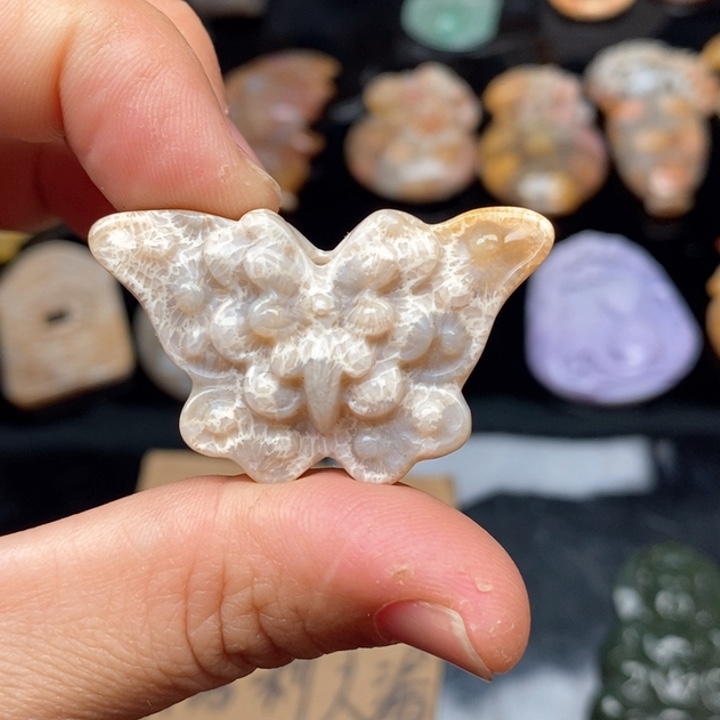 硅化珊瑚（珊瑚玉）手镯未镶嵌