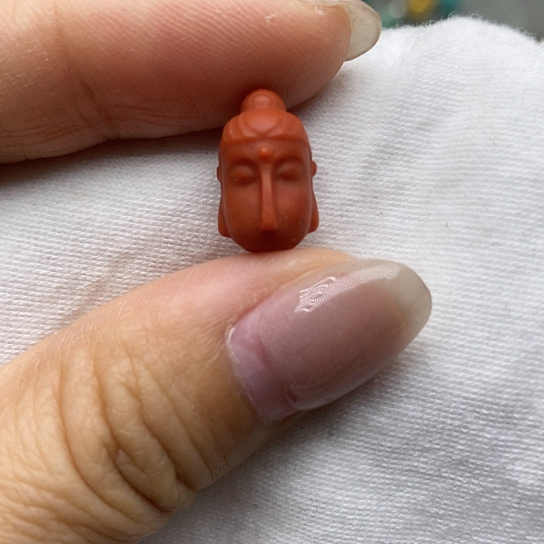 南红玛瑙配饰未镶嵌