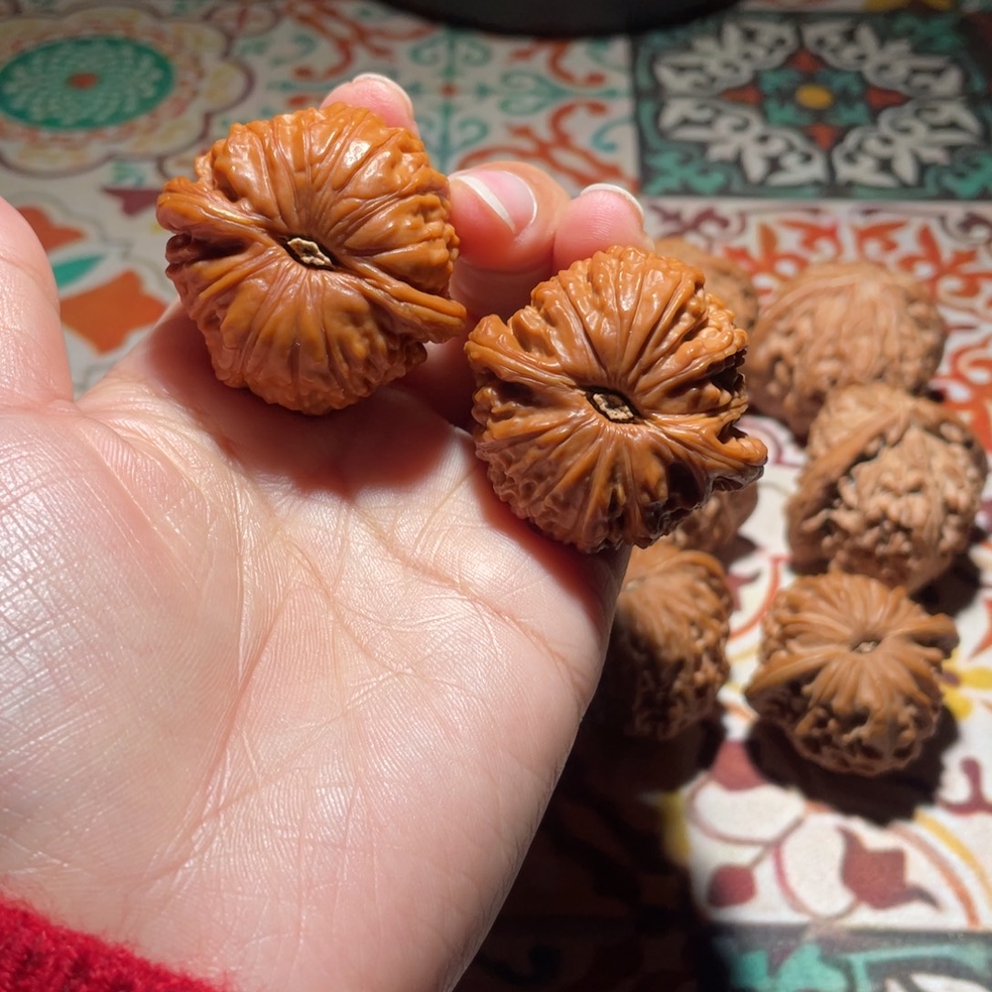 大****核桃手串/手链40球白