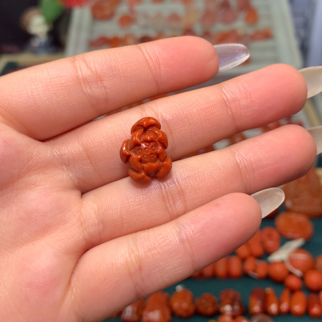 【闪购商品】南红玛瑙小花未镶嵌