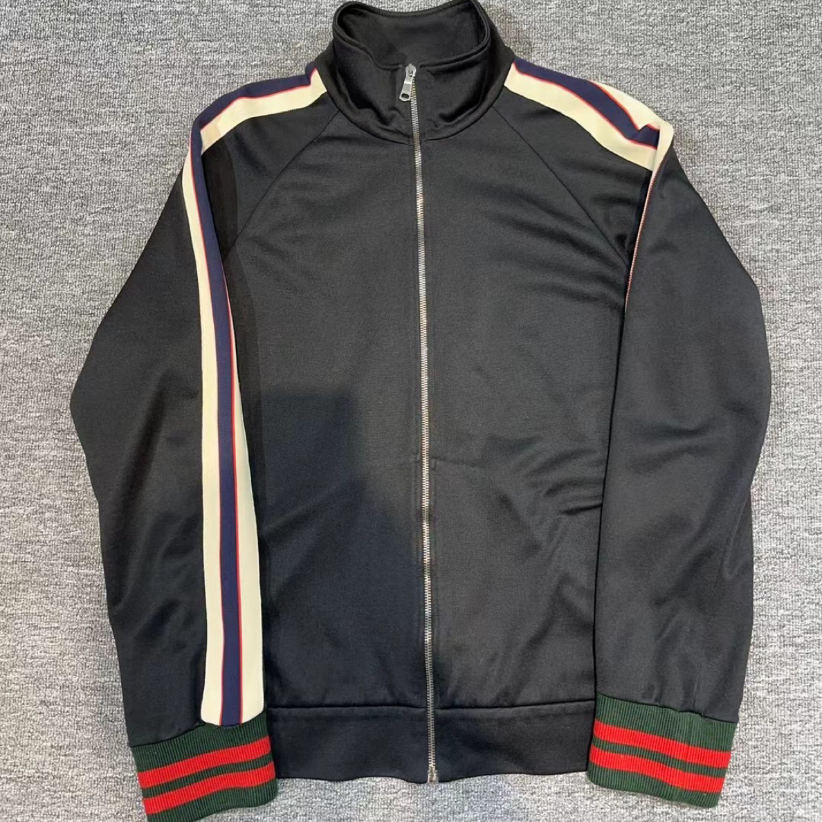 99新 GUCCI/古驰 古驰侧边logo校服外套/尺码：L