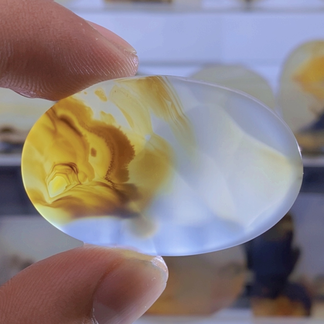 玛瑙/玉髓颈饰未镶嵌