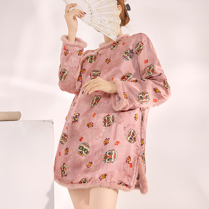 【醒狮】国风长袖外套洋气粉色刺绣高级感时尚毛毛拼接连衣裙 MY030