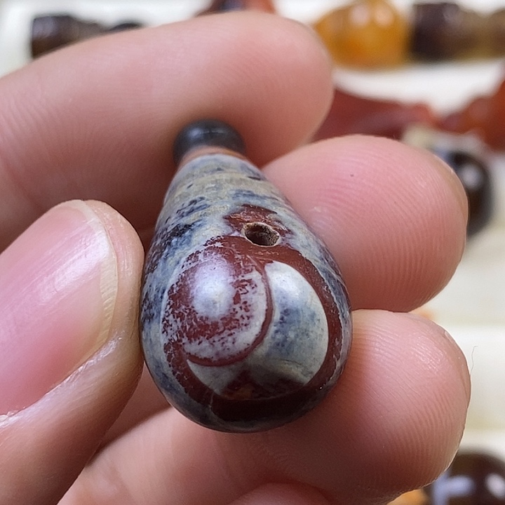 未镶嵌颈饰玛瑙/玉髓刘****）