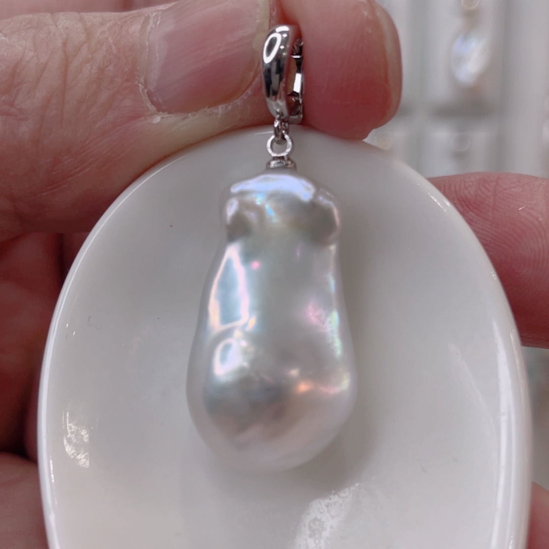 颈饰未镶嵌淡水珍珠