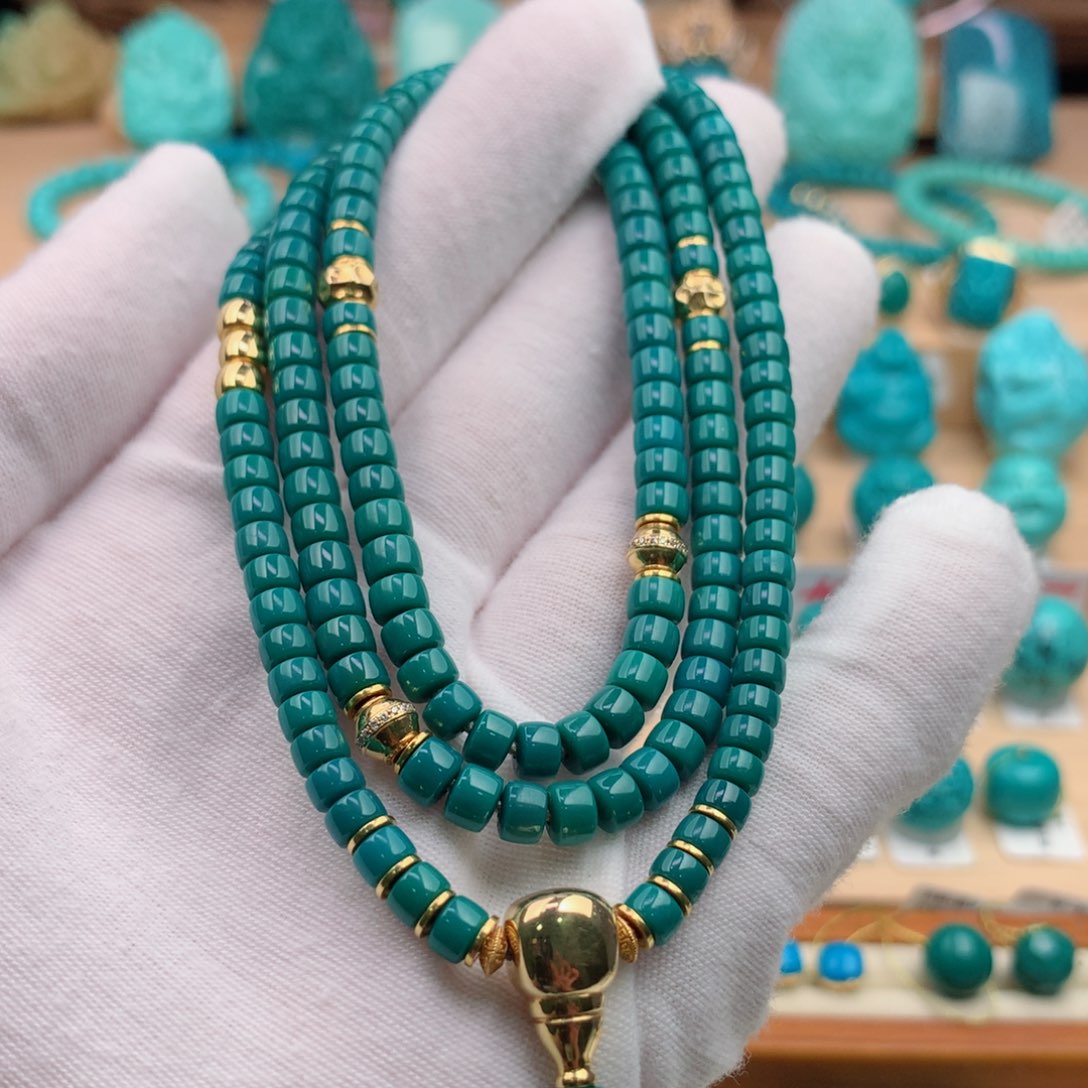 18K金镶嵌绿松石珠宝奇石