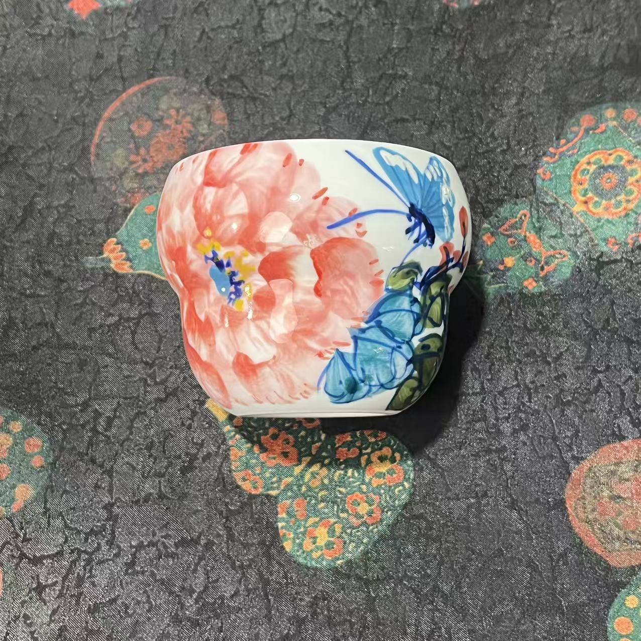 景德镇高温白瓷-牡丹蝴蝶大葫芦杯