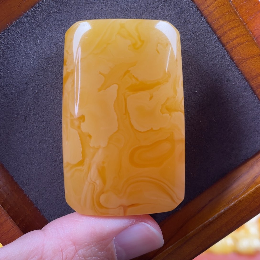 琥珀颈饰未镶嵌蜜蜡吊坠