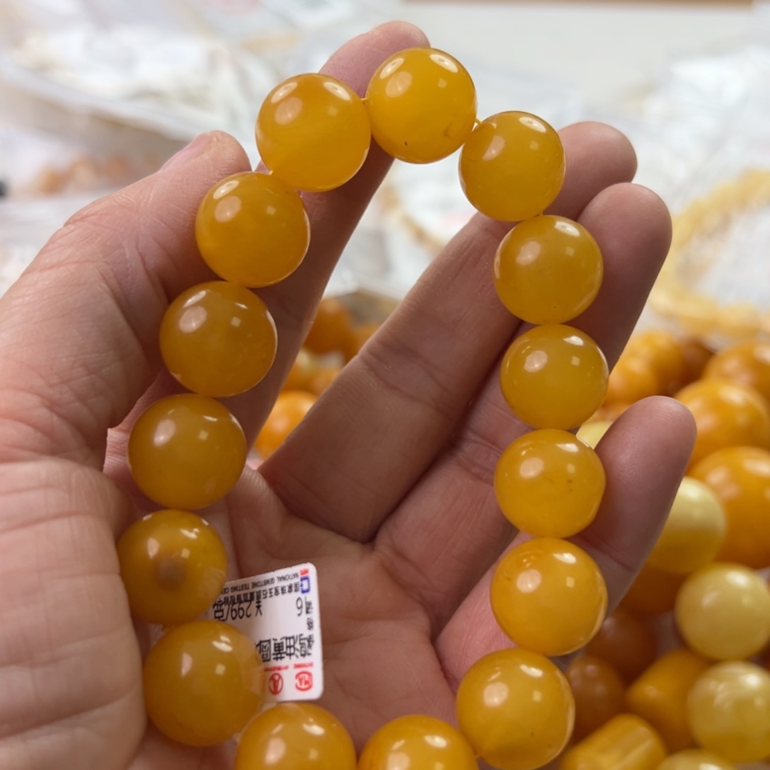 琥珀珠宝奇石未镶嵌