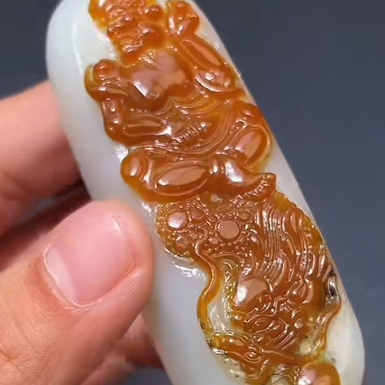 和田玉12.4 HX拍一发一