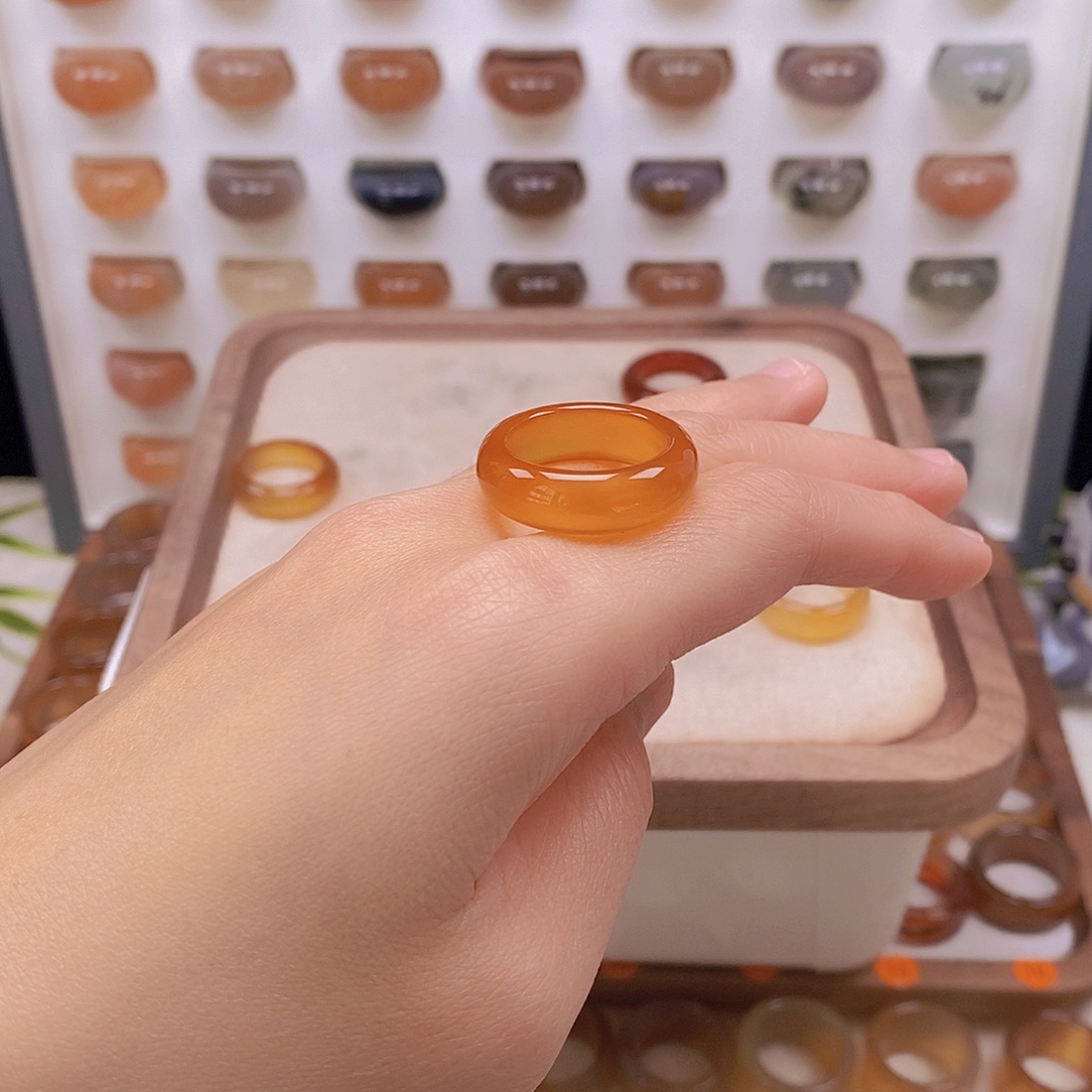 神***经玛瑙/玉髓未镶嵌戒指nei18.3