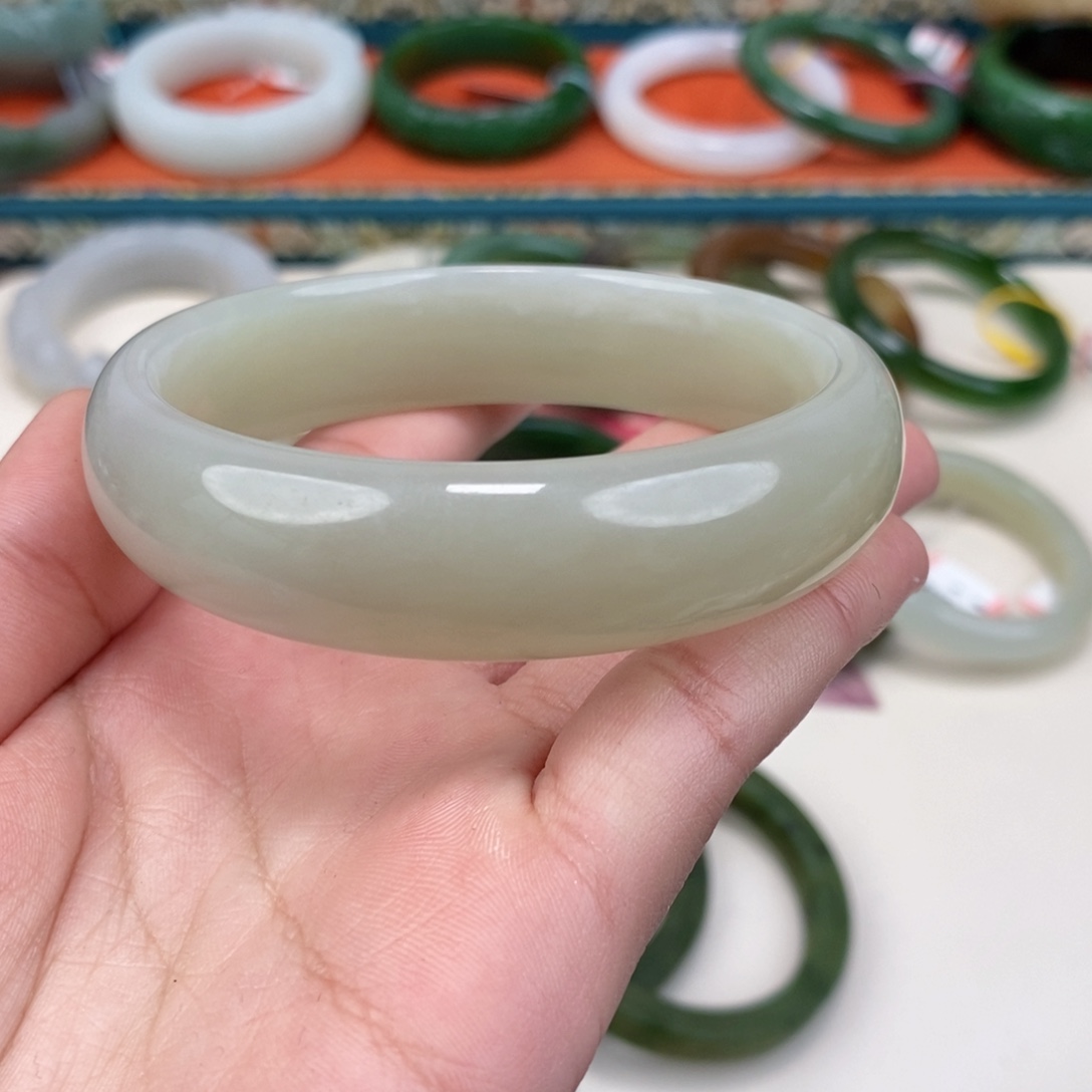 和田玉未镶嵌手镯251222 回流 手镯 62.7