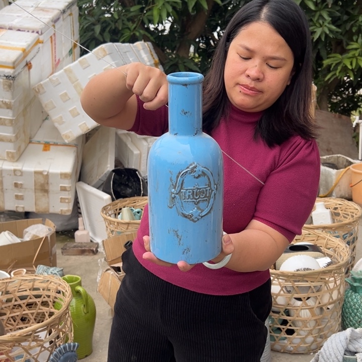 摆件高度30厘米口径4.5厘米微瑕捡漏