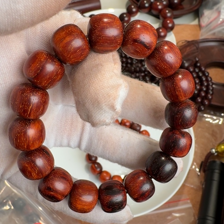 U***r檀香紫檀（小叶紫檀）琴切1314*16颗单圈，一物一拍