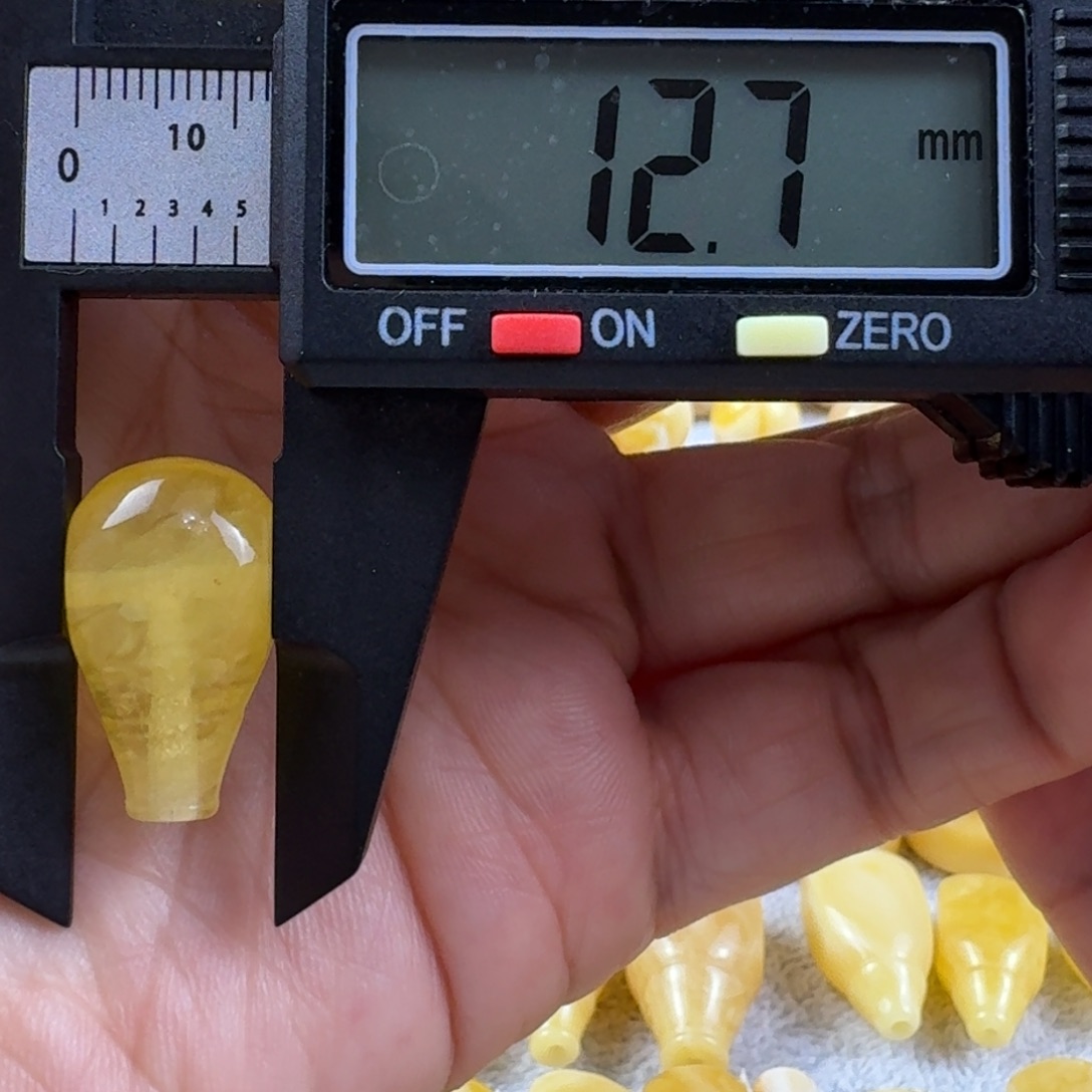 蜜蜡未镶嵌裸石25杂