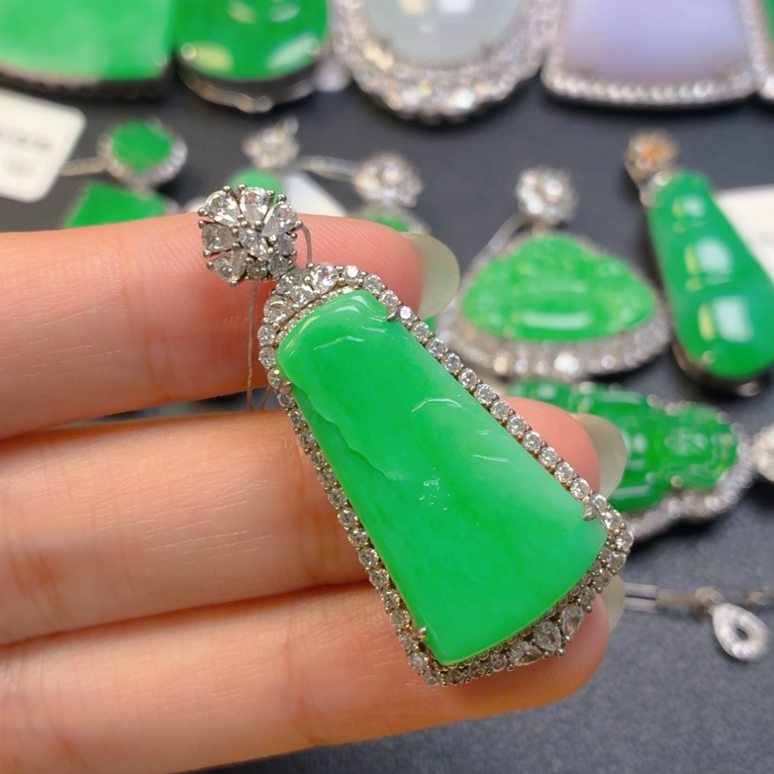 翡翠银S925镶嵌颈饰