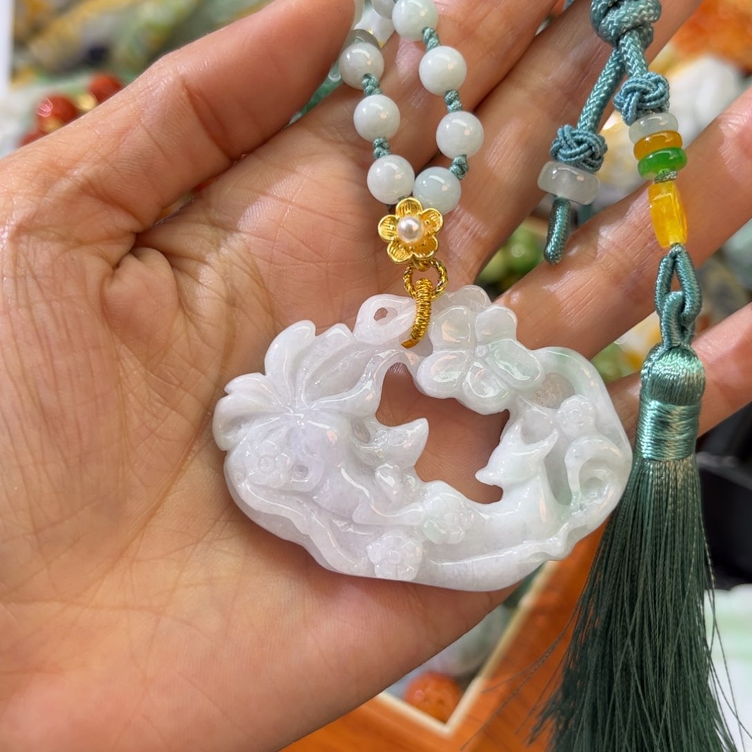 翡翠颈饰未镶嵌待编款