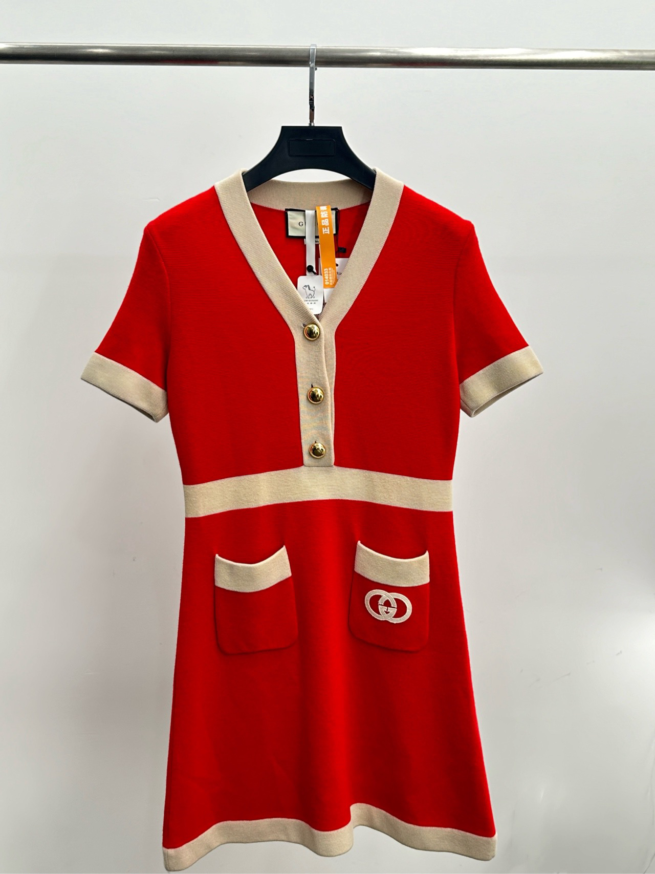 【sm014033】GUCCI/古驰 字母印花V邻连衣裙 红色 XS码 99新