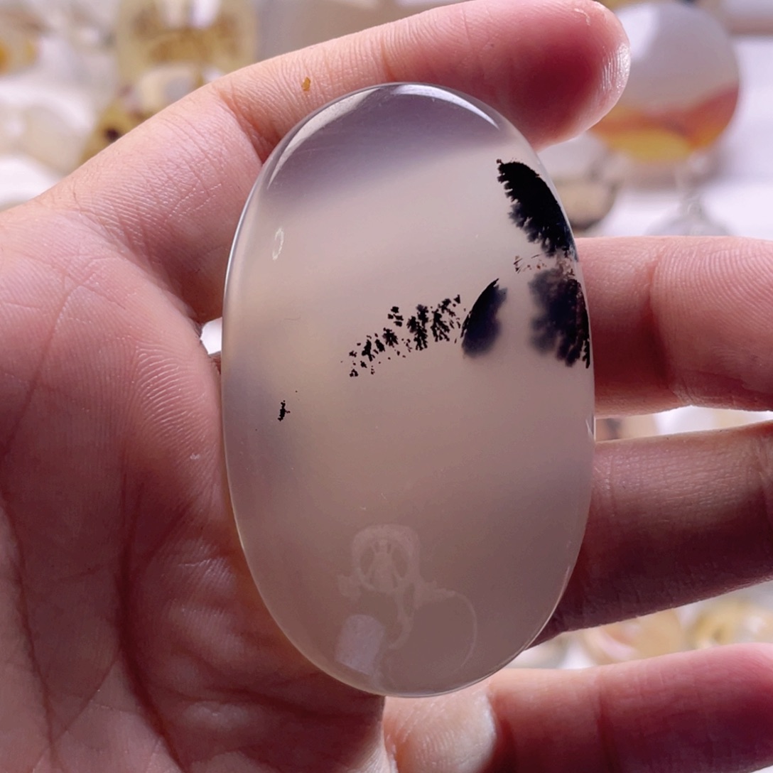 玛瑙/玉髓未镶嵌珠宝奇石