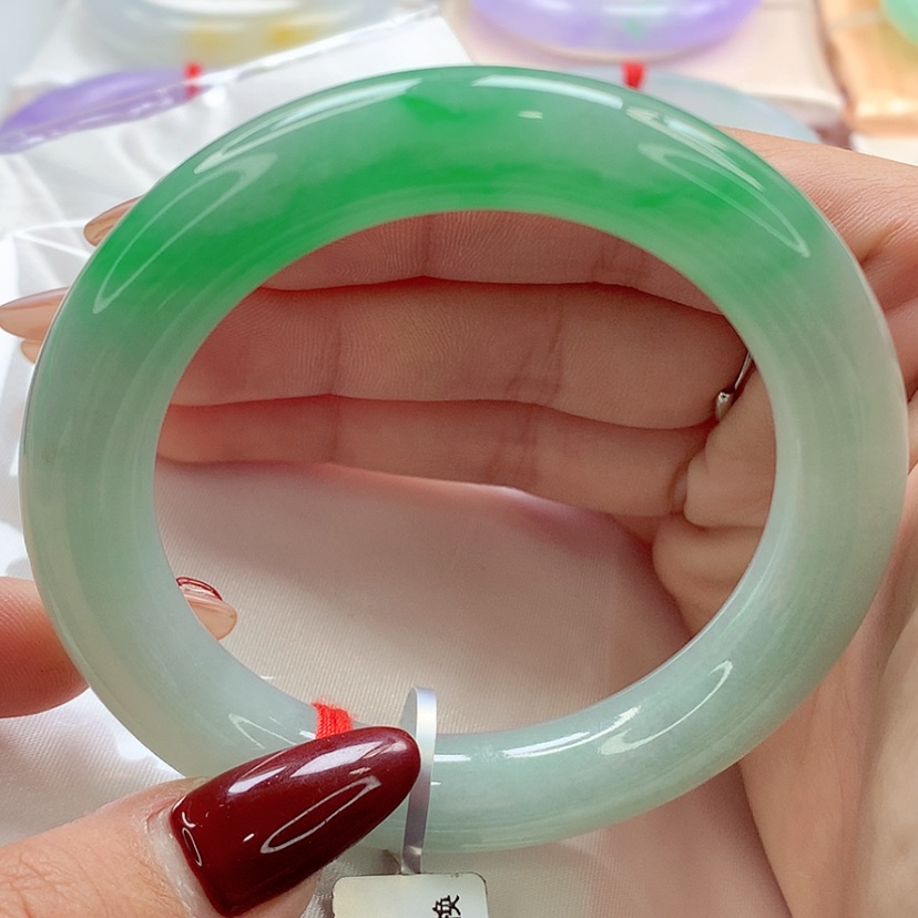 【闪购商品】翡翠手镯（圆镯）未镶嵌师妹