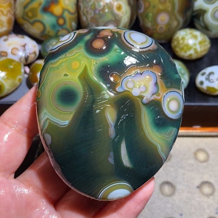 玛瑙/玉髓未镶嵌珠宝半成品