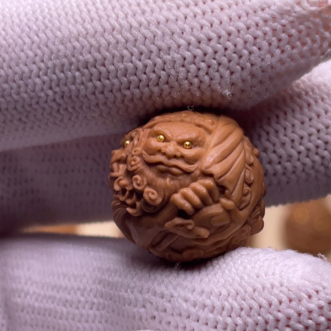 猴头核桃吊坠财宝天王17+