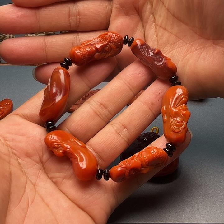 南红玛瑙手链未镶嵌王*昆