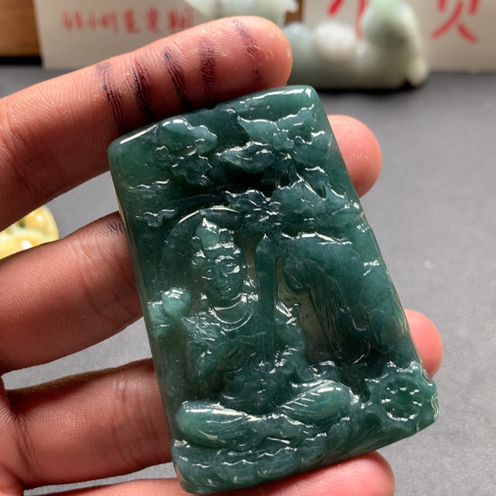 翡翠未镶嵌颈饰保真天然a货翡翠