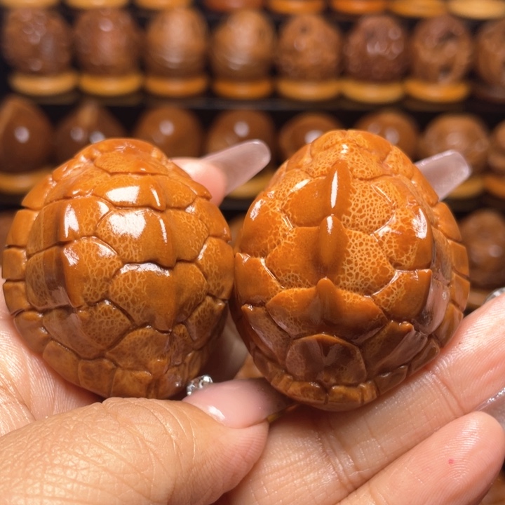 橄榄核把件ら**调橄榄雕刻